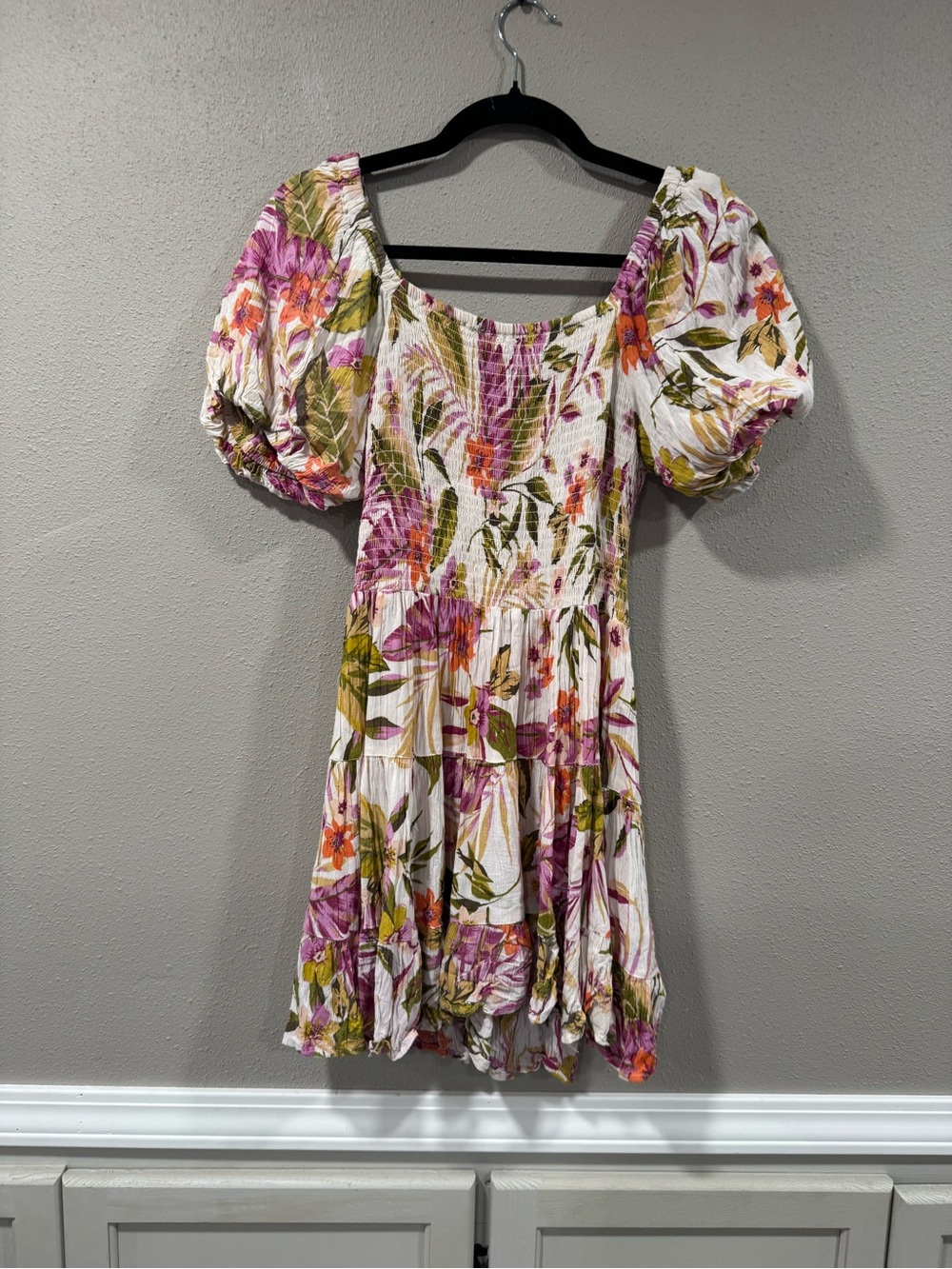 Angie Floral Puff-Sleeve V-Neck Mini Dress in Pink and Green - Picture 5 of 6